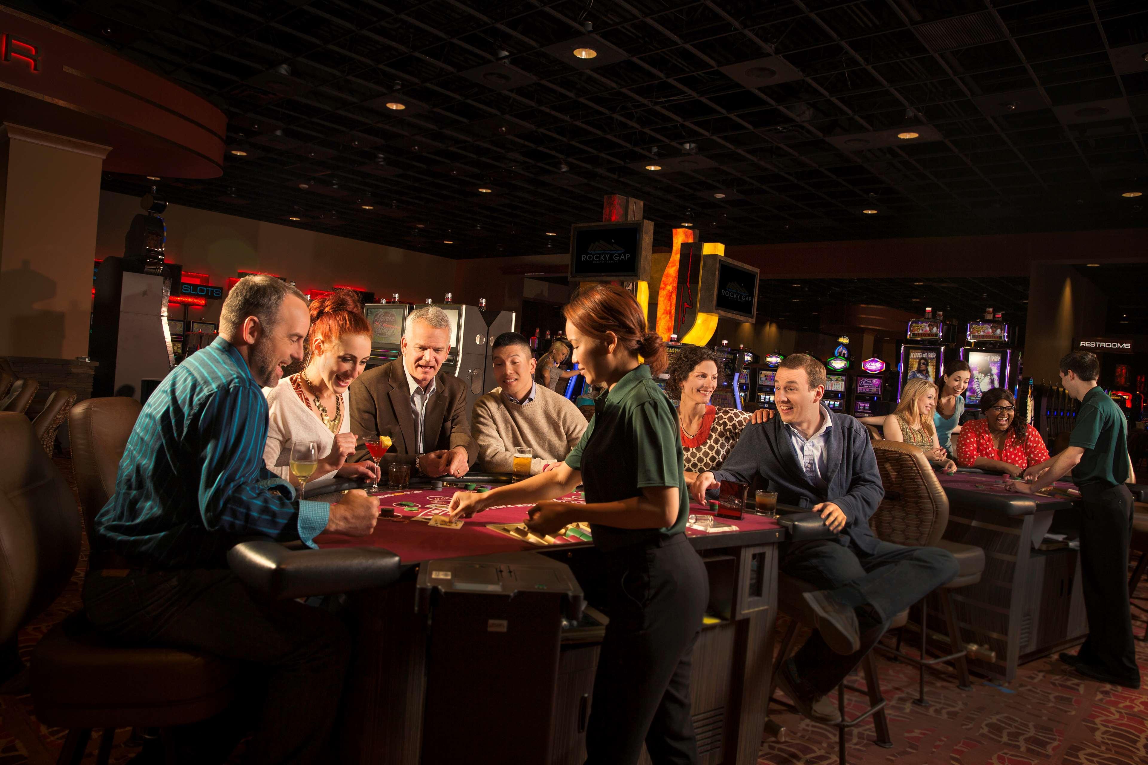 Rocky Gap Casino Resort Flintstone Servizi foto